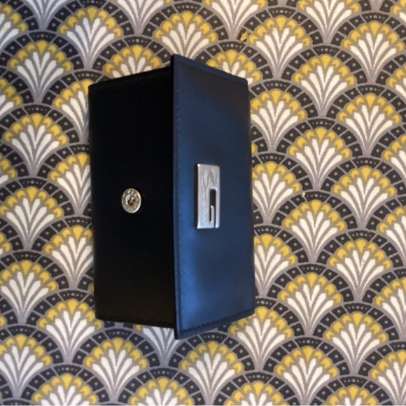 SALE ♥️ Authentic GUCCI leather Key Holder Case, super sleek piece - Picture 13 of 14